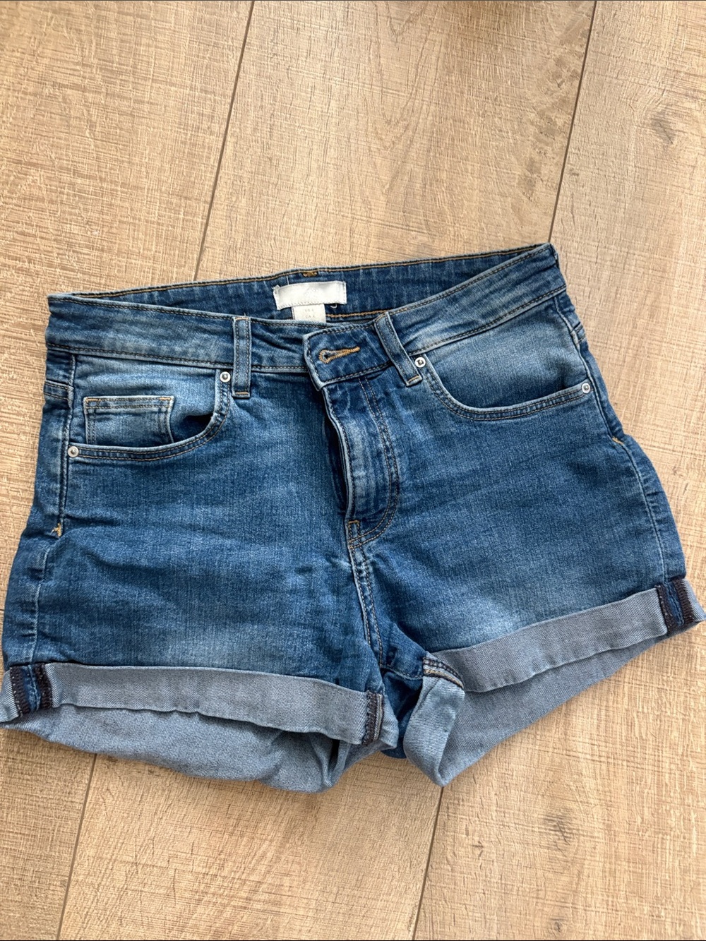 H&M Cuffed Denim Shorts - Blue